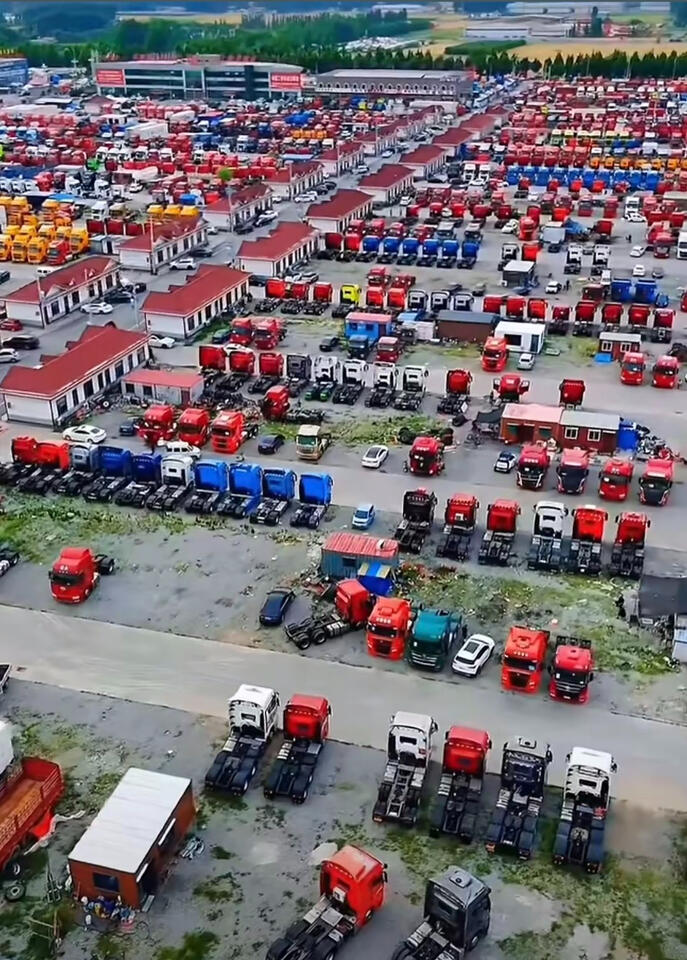 Second-hand tractor truck