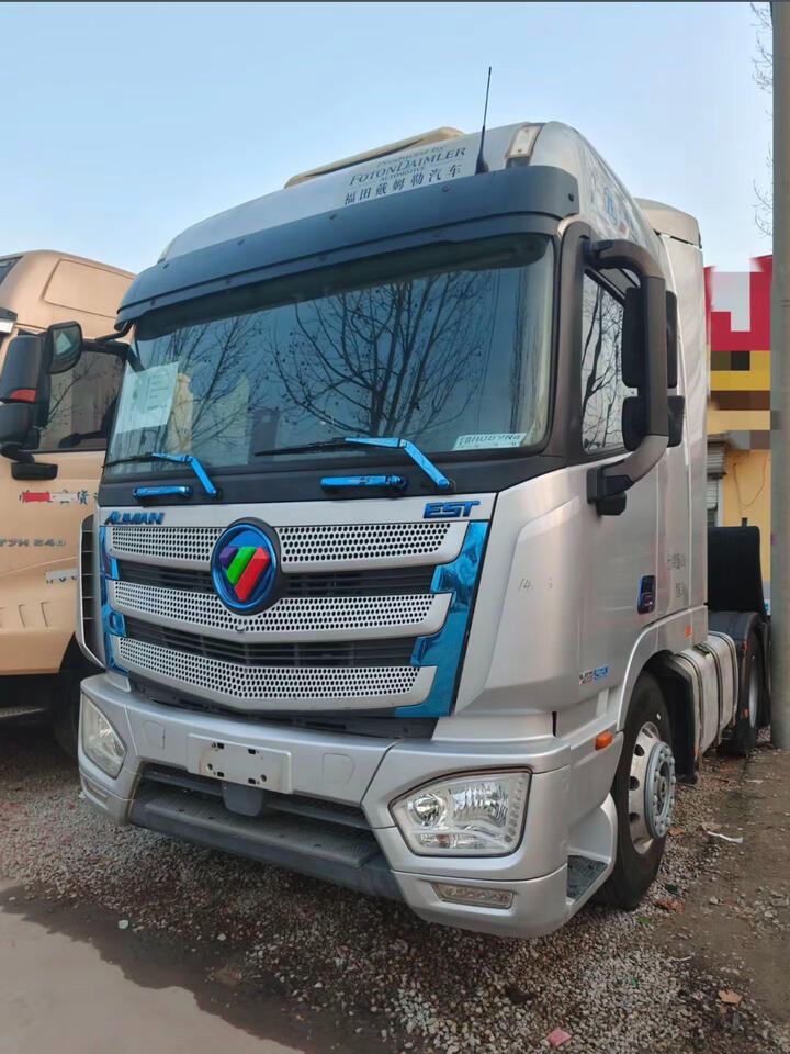 Second-hand tractor truck